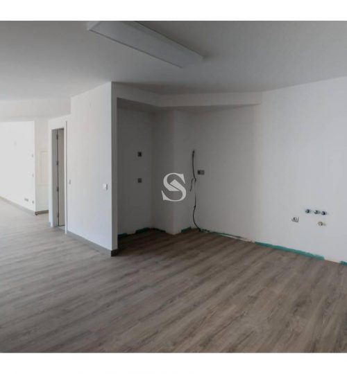Ático en venta en el centro de Andorra la Vella, Sterling