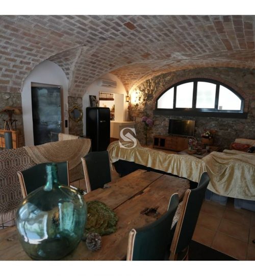 Charming duplex in old renovated winery, Sterling