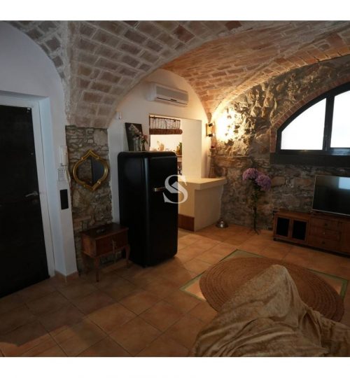 Charming duplex in old renovated winery, Sterling