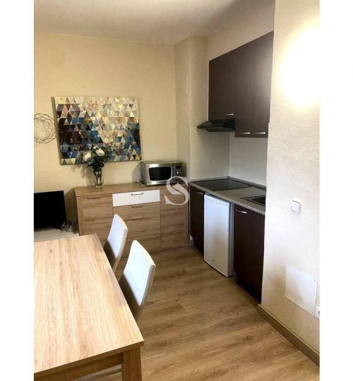 Estudio en venta en El Pas de la Casa con inquilino – Rentabilidad del 7,2% anual, Sterling