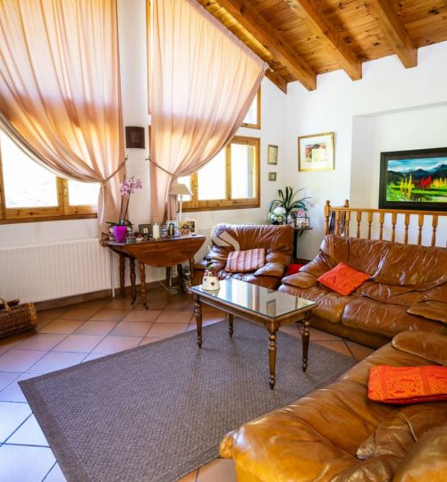 Chalet unifamiliar con jardín y terreno construible en venta – Anyós (La Massana), Sterling