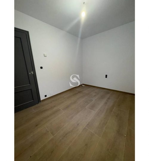 Alquiler piso reformado en La Massana listo para Junio – 5 habitaciones y vistas espectaculares, Sterling