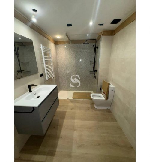 Alquiler piso reformado en La Massana listo para Junio – 5 habitaciones y vistas espectaculares, Sterling