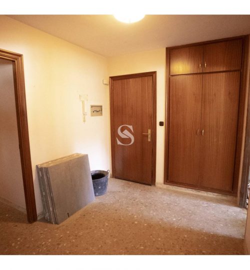 Renovated apartment for rent in La Massana with all-day sun – 5 bedrooms and spectacular views, Sterling