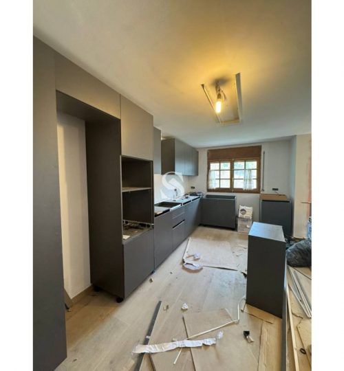 Renovated apartment for rent in La Massana with all-day sun – 5 bedrooms and spectacular views, Sterling