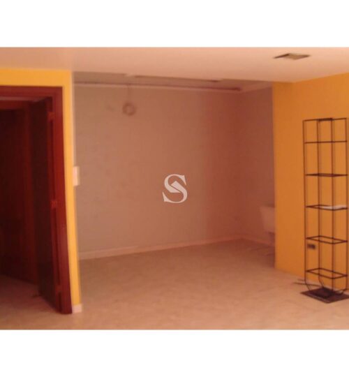 Commercial Property for Sale located in Encamp